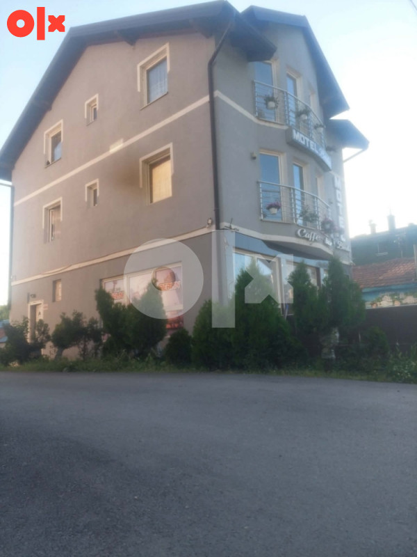 Hitno! Kuca sa poslovnim prostorom-Lukavac,top lokacija 2