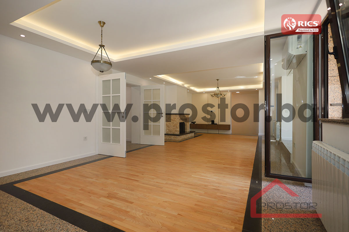 PROSTOR izdaje: Petosobna kuća, Stari Grad 3