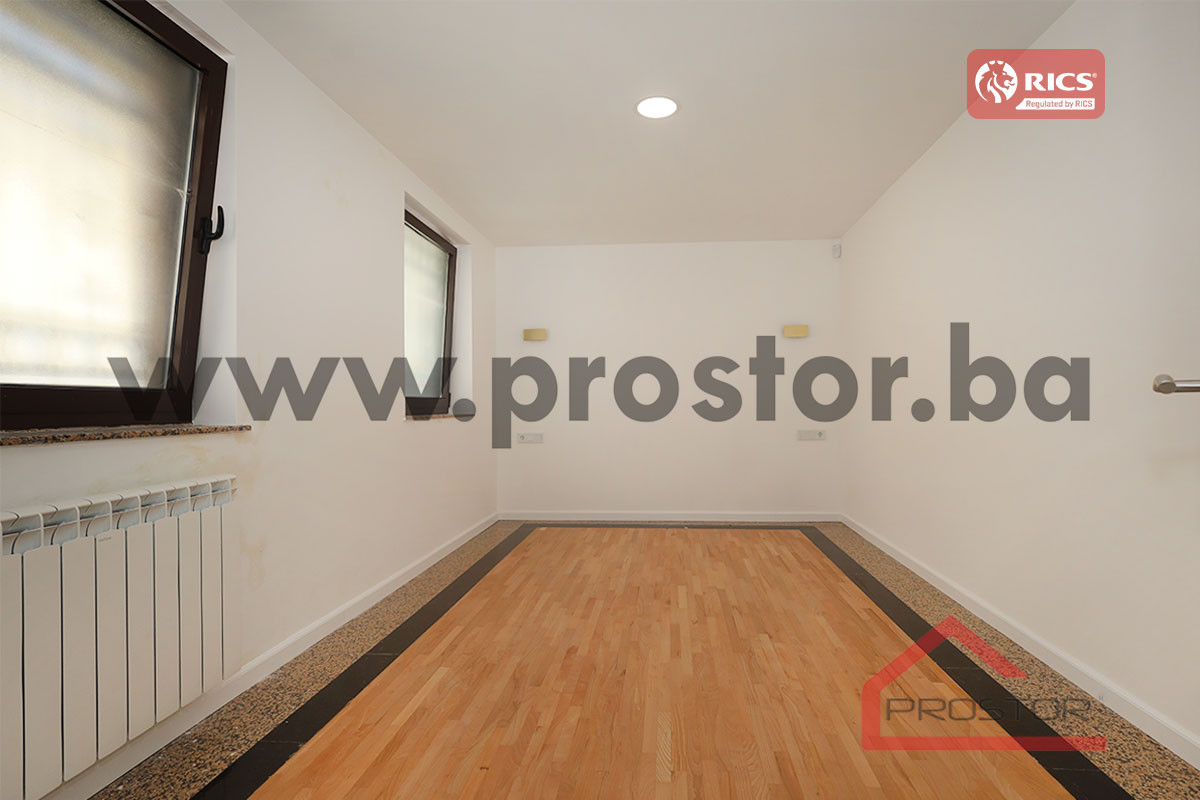 PROSTOR izdaje: Petosobna kuća, Stari Grad 11