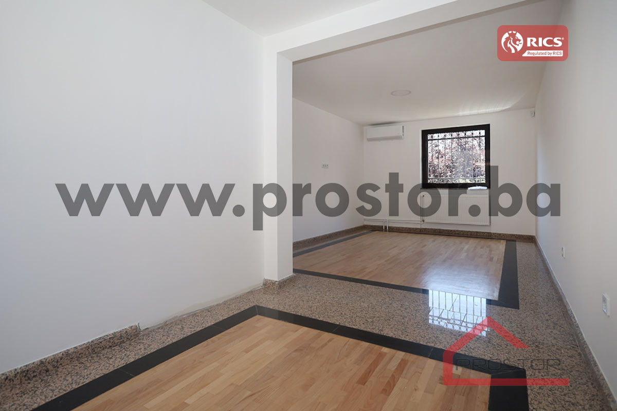 PROSTOR izdaje: Petosobna kuća, Stari Grad 12