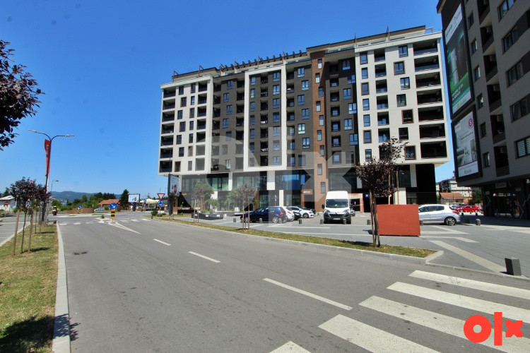 Lijepo uređen jednoiposoban stan, Bulevar, Stup 22