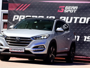 Hyundai Tucson 2.0 Automatik 4x4 Panorama Full Led