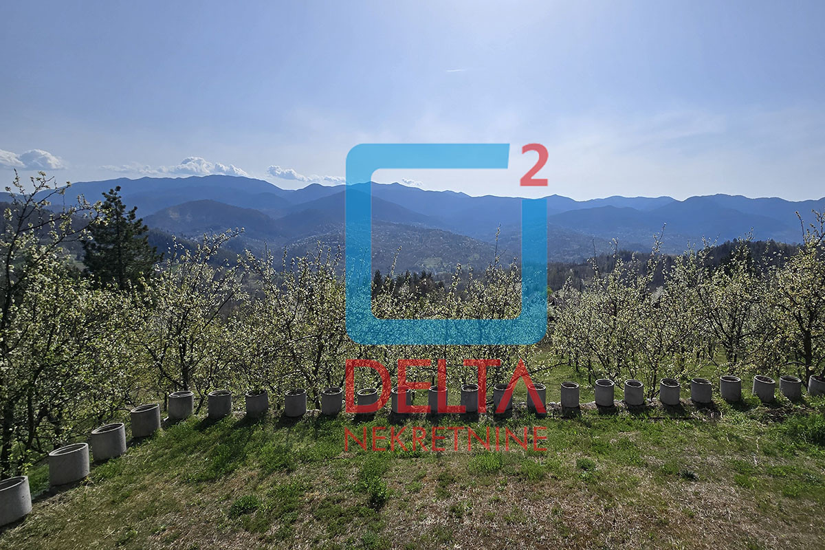 Kuća 175m2 / na parceli 13.716m2 / Vozuća-Krivaja / Zavidovići