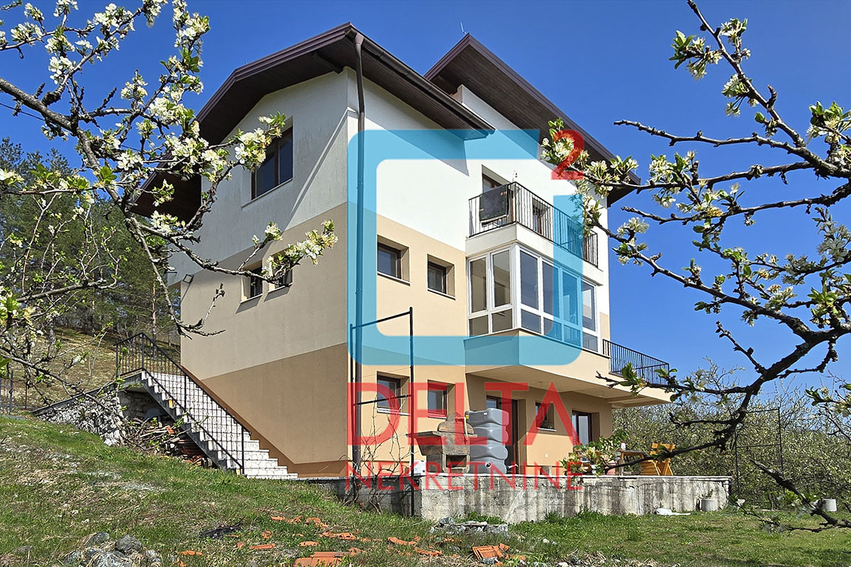 Kuća 175m2 / na parceli 13.716m2 / Vozuća-Krivaja / Zavidovići 5