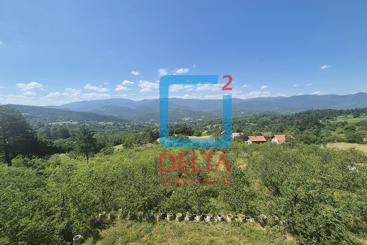 Kuća 175m2 / na parceli 13.716m2 / Vozuća-Krivaja / Zavidovići 12