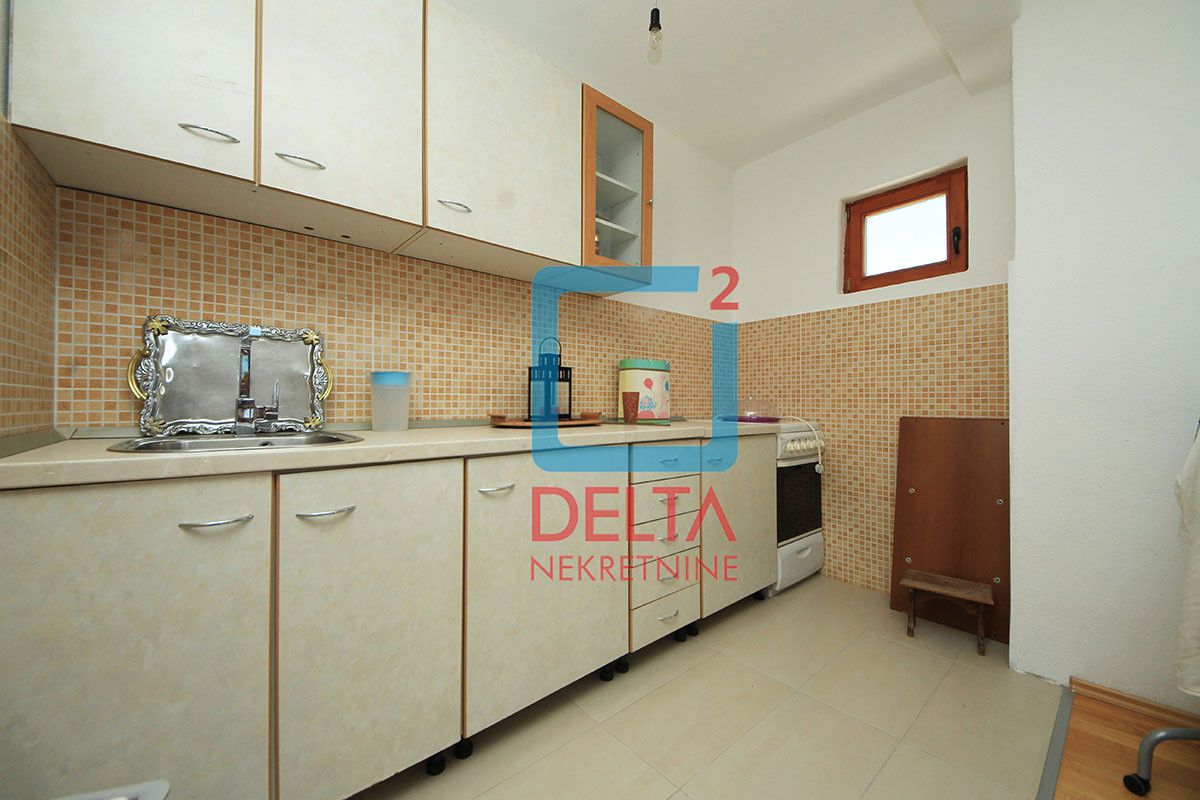 Kuća 175m2 / na parceli 13.716m2 / Vozuća-Krivaja / Zavidovići 21