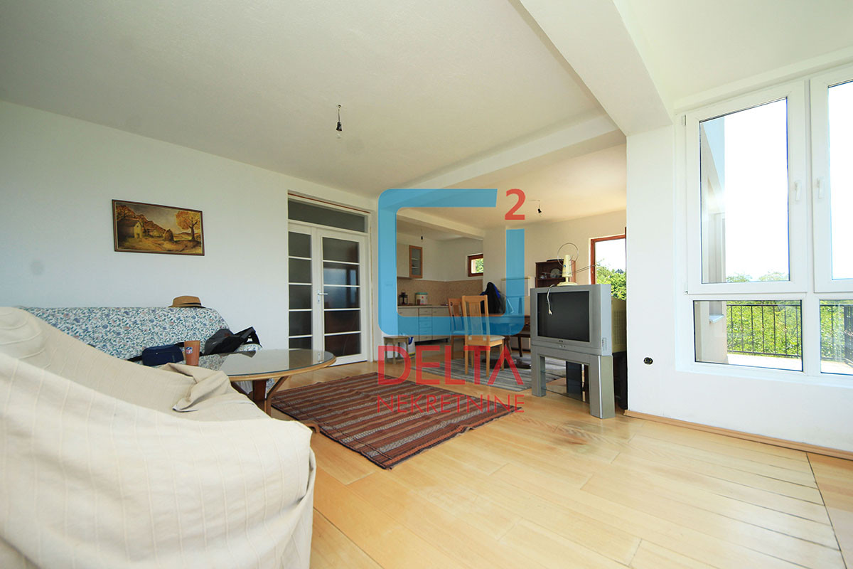 Kuća 175m2 / na parceli 13.716m2 / Vozuća-Krivaja / Zavidovići 23