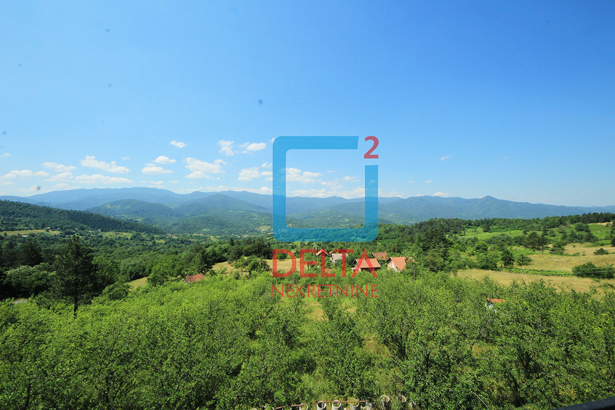 Kuća 175m2 / na parceli 13.716m2 / Vozuća-Krivaja / Zavidovići 31