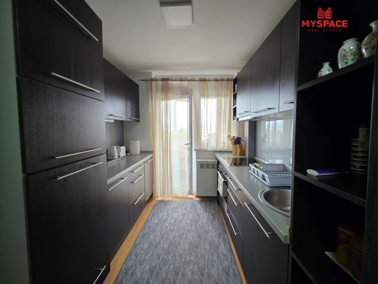 MY SPACE/ Stan/ Alipasino polje / RENOVIRAN/ NAMJESTEN/ 39 m2 8