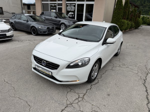 VOLVO V40 D2 1.6D 84KW 2013 UVOZ CH KAO NOV