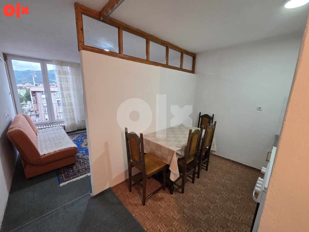 Stanovi i apartmani Zenica kod biroa 30 kvadrata 5