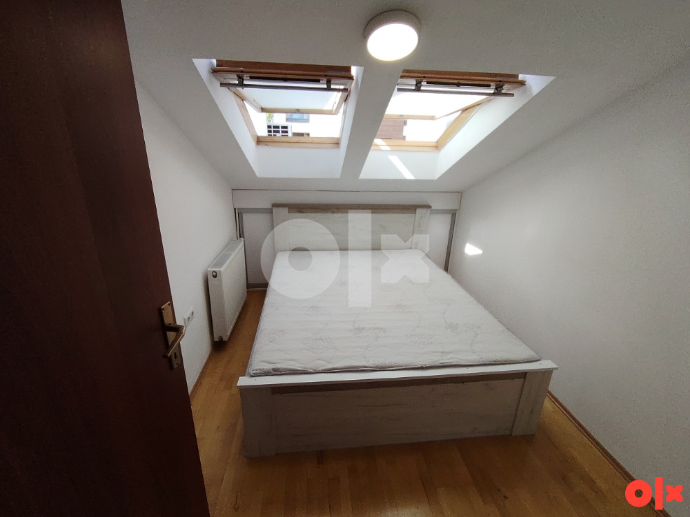 Namjesten trosoban stan 78m2, strogi centar BL 4
