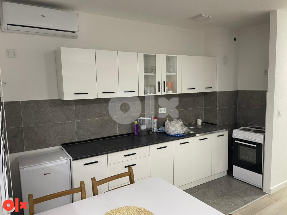 Stanovi i apartmani Ilidža 7