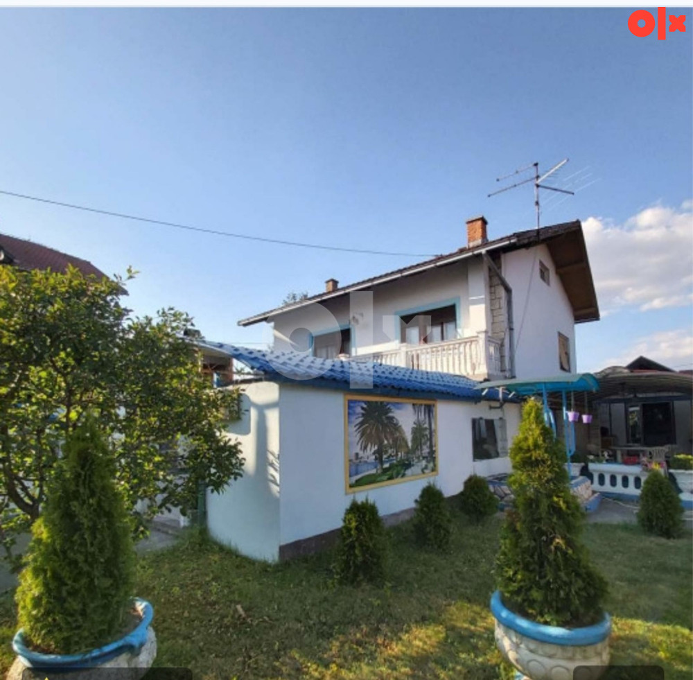 NA PRODAJU IMANJE SA POSLOVNIM OBJEKTOM-LAKTASI-VELIKO BLASKO 2