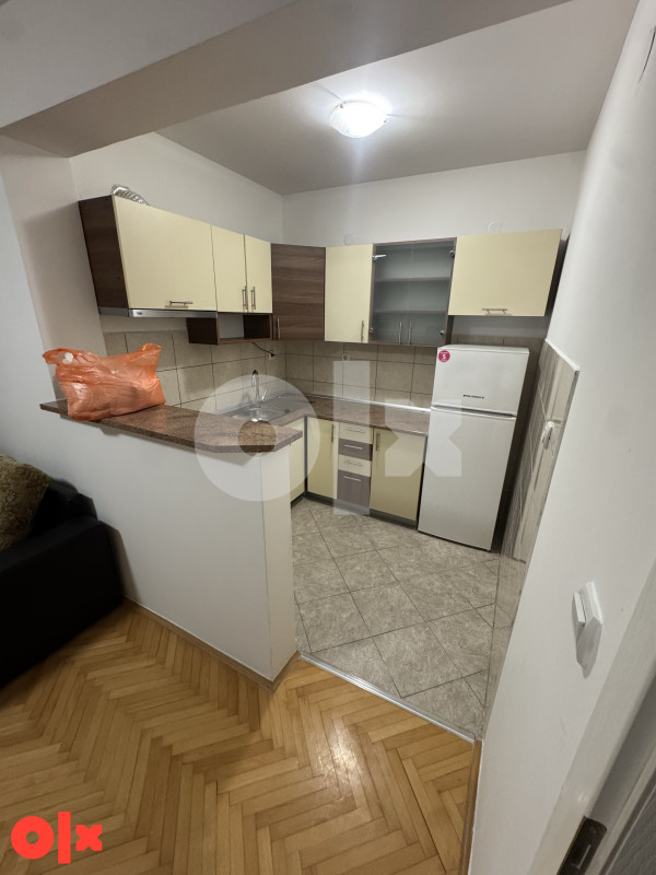 Stan 45m2 Bijeljina centar izdavanje izdaje se 8