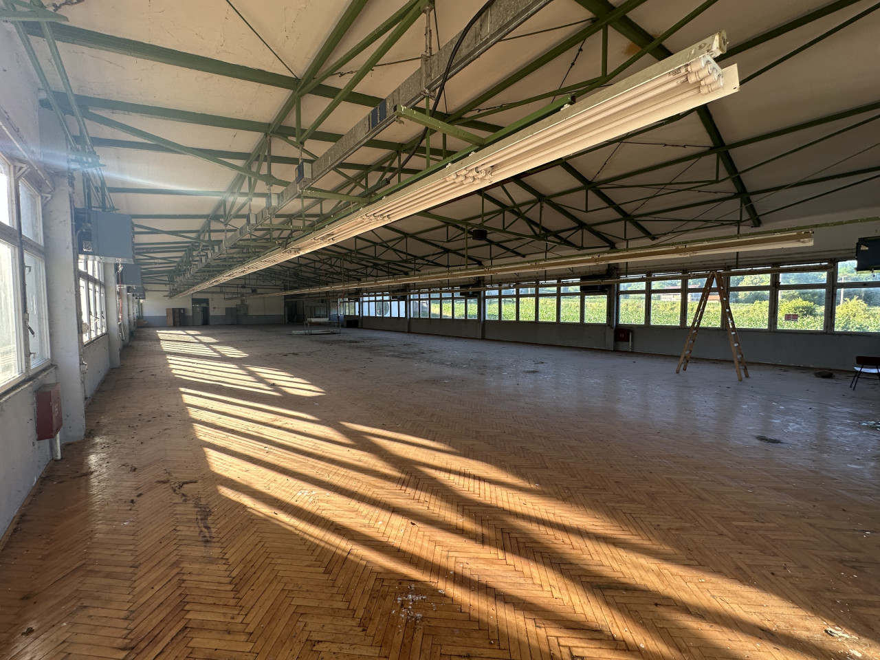 Višenamjenski industrijski kompleks "BM Nova" - 18000 m2 36