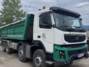 VOLVO FM 8x4 KIPER MIKSER ZA BETON KRUŠKA  2011 GODIŠTE