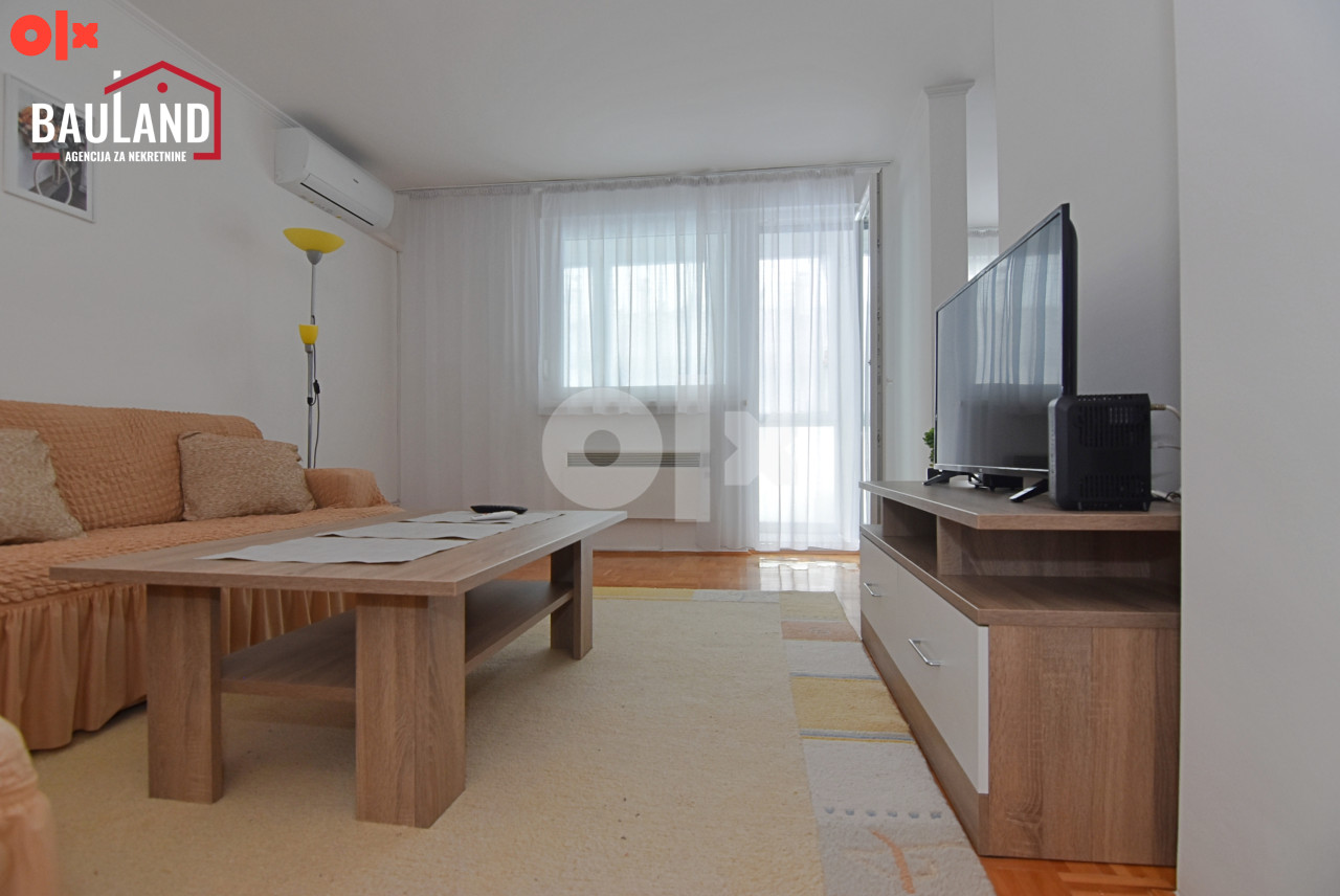 Trosoban namješten stan-75m2 / Aerodromsko, Novi Grad 3