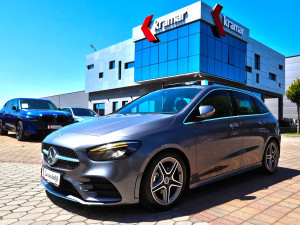 Mercedes-Benz B 180 D 7G-Tronic AMG Line -Full LED- -Novi model-