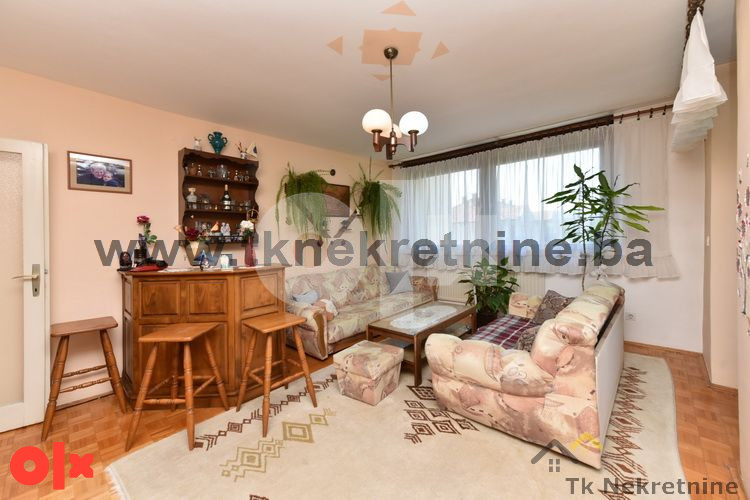 Svijetao trosoban stan površine 86 m2, Novo Naselje 2