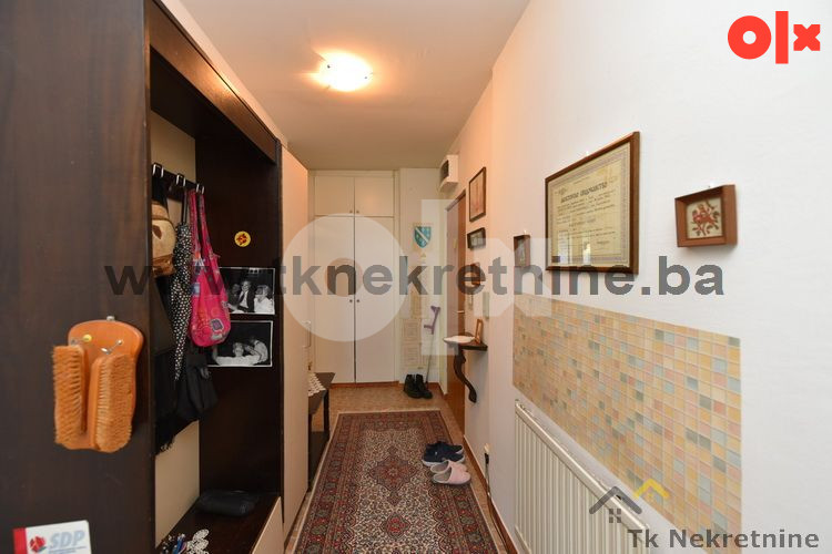 Svijetao trosoban stan površine 86 m2, Novo Naselje 14