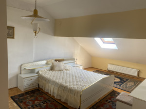 Stan Bihać, polunamješten, potkrovlje, 100m2