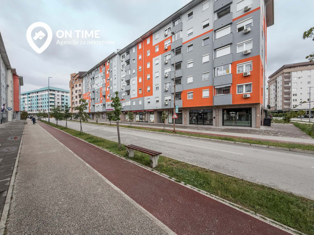 ON TIME izdaje: Dvosoban stan Istočno Sarajevo 13