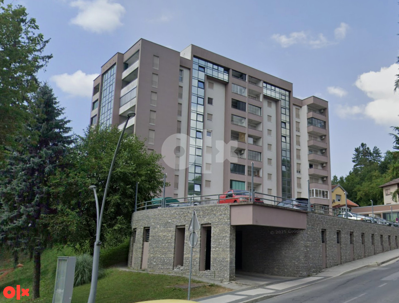 Stan Cazin strogi centar