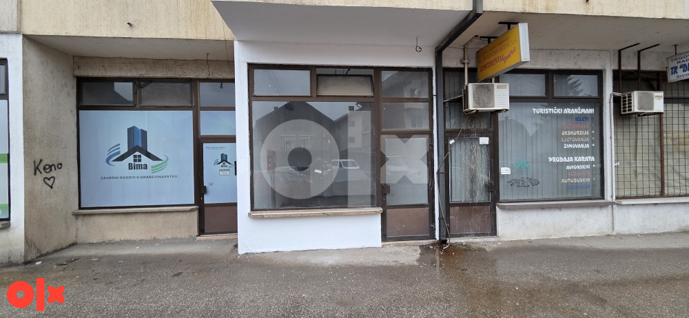 Poslovni prostor Živinice 30m2 centar grada **061412226