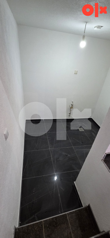 Poslovni prostor Živinice 30m2 centar grada **061412226 6