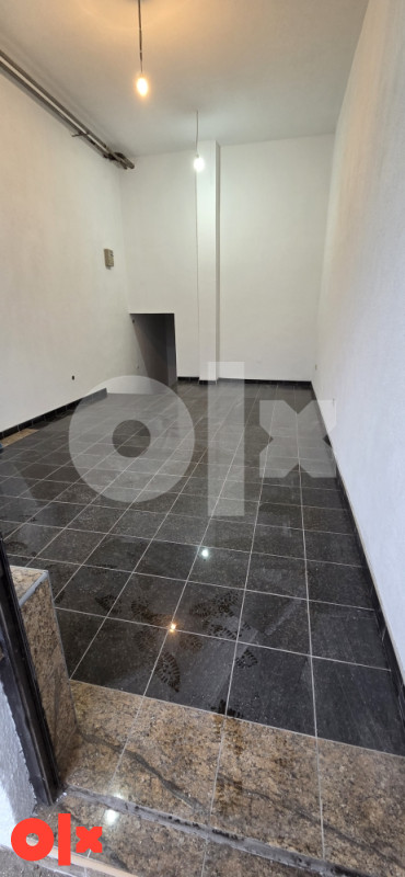 Poslovni prostor Živinice 30m2 centar grada **061412226 5
