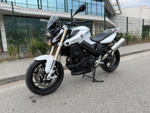 BMW F800R 2016 REGISTROVAN SERVISNA URADJEN SERVIS