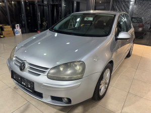 VW GOLF 5 1.6 BENZIN, 2004 GOD, REGISTROVAN,ALU FELGE