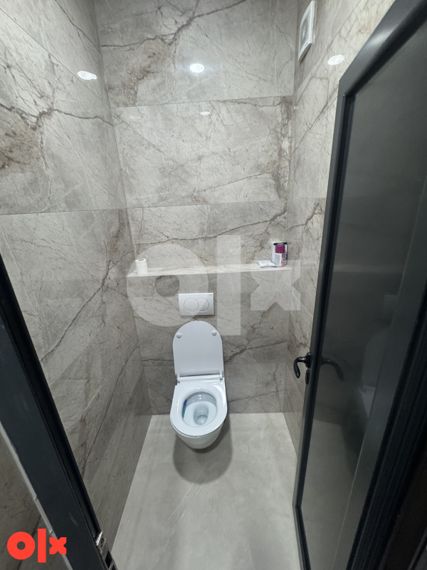 Iznajmljujem Poslovni Prostor 29m2 Banja Luka Lesnina Parking 10