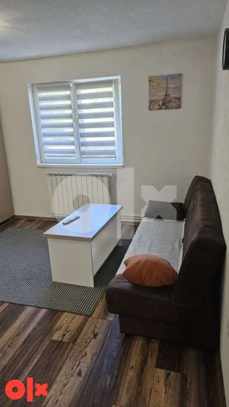 Izdaje se GARSONJERA namjestena  21m2 TUŠANJ. 450m od OMEGE 4