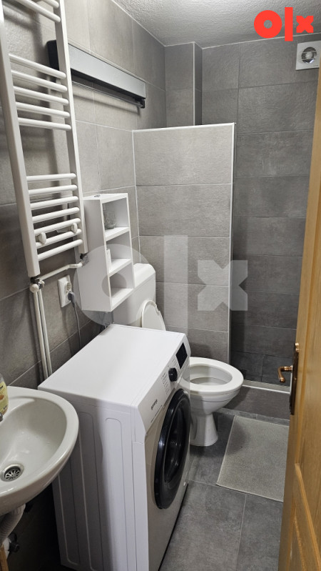 Izdaje se GARSONJERA namjestena  21m2 TUŠANJ. 450m od OMEGE 8