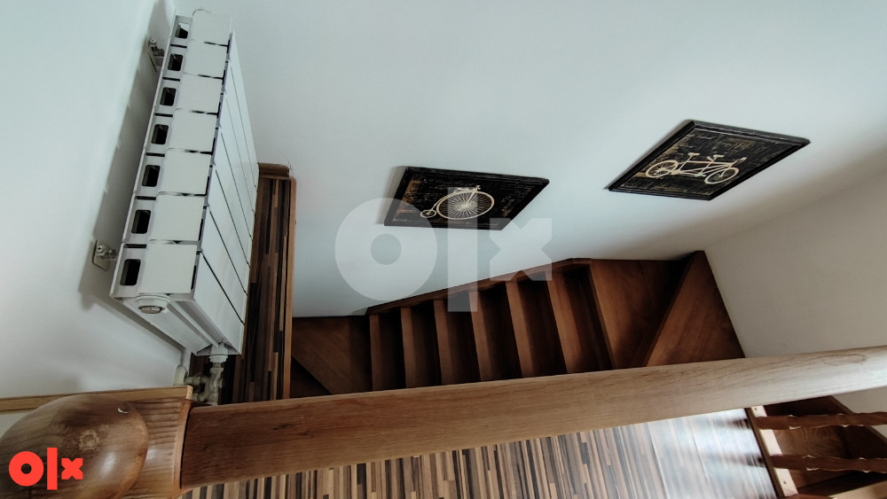Dobrinja C5 četvorosoban dvoetažni stan 112m2 8