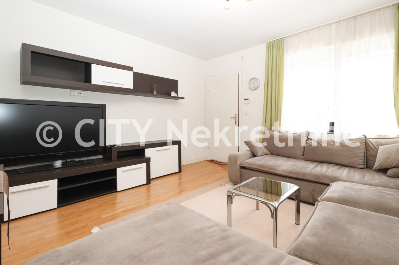 Dvosoban namješten stan - Centar - Koševsko brdo - 47 m2 2