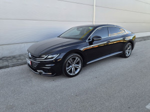 Volkswagen Arteon 2.0 TDI DSG R-Line Virtual Cocpit!