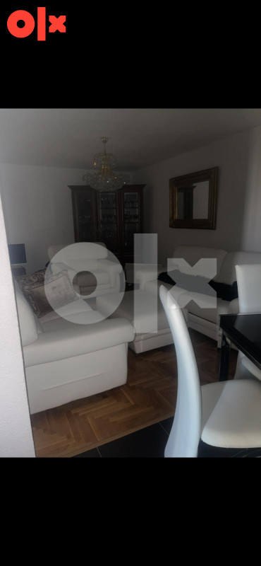 Stan Živinice 64m2 3