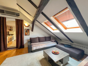 Trosoban renoviran stan Stari Grad photo 3
