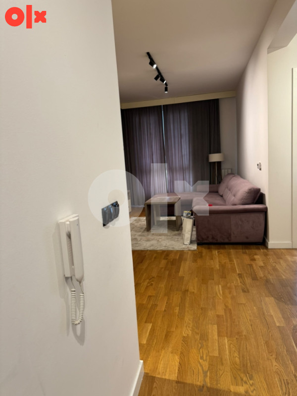 PRODAJE SE  NAMJEŠTEN TROSOBAN STAN  BULEVAR PREMIUM C LAMELA 2