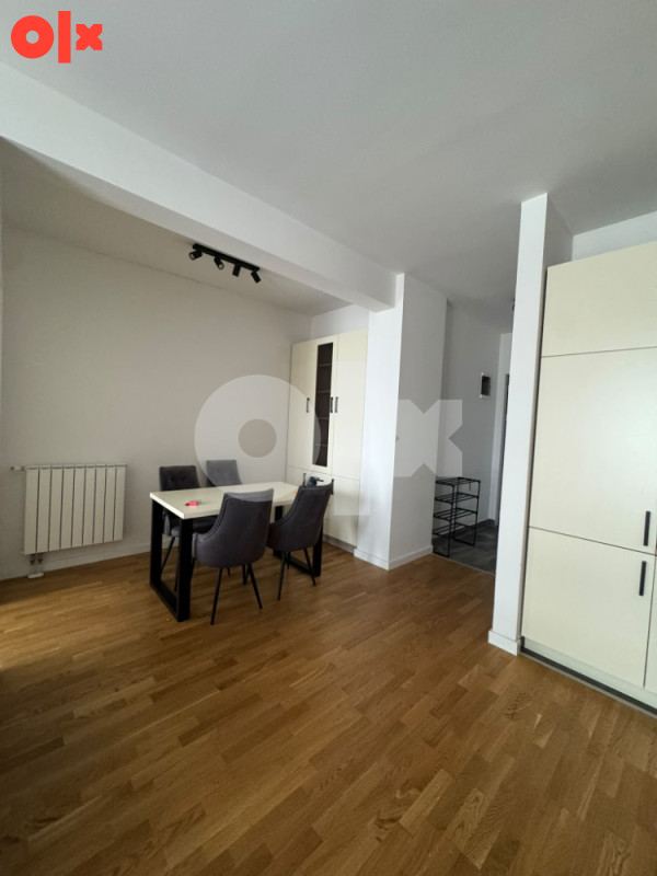 PRODAJE SE  NAMJEŠTEN TROSOBAN STAN  BULEVAR PREMIUM C LAMELA 4