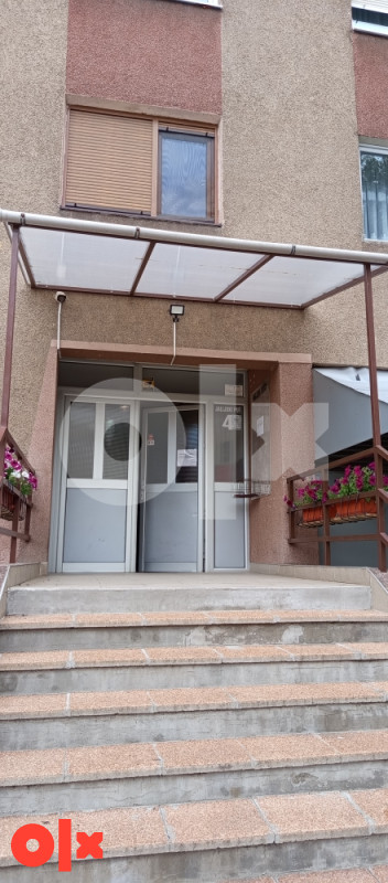 Stanovi i apartmani Zenica 25