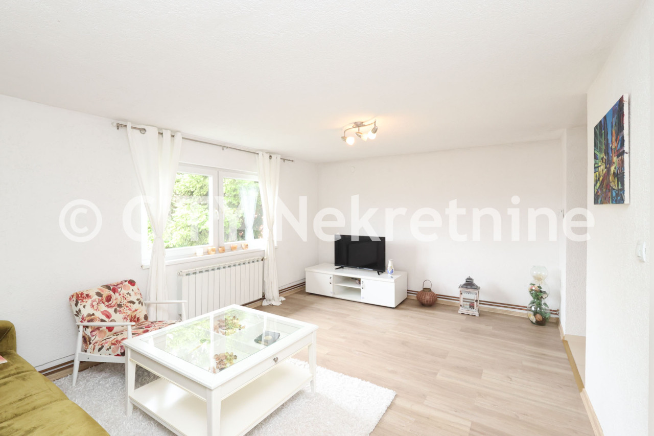 Trosoban namješten stan - Novi grad - Buća potok - 80 m2 2