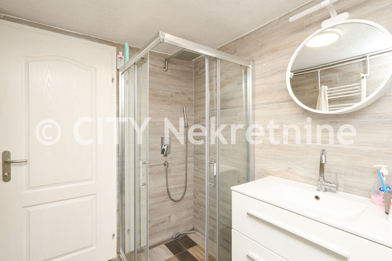 Trosoban namješten stan - Novi grad - Buća potok - 80 m2 16