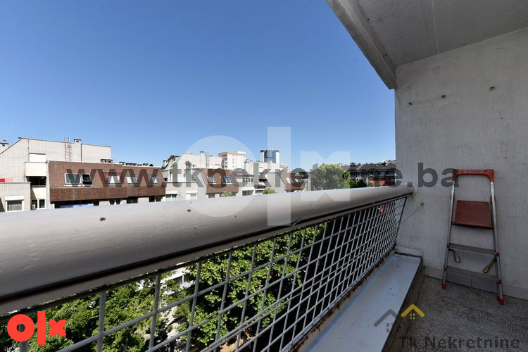 STUPINE - Dvosoban stan površine 58 m2, sa balkonom 19