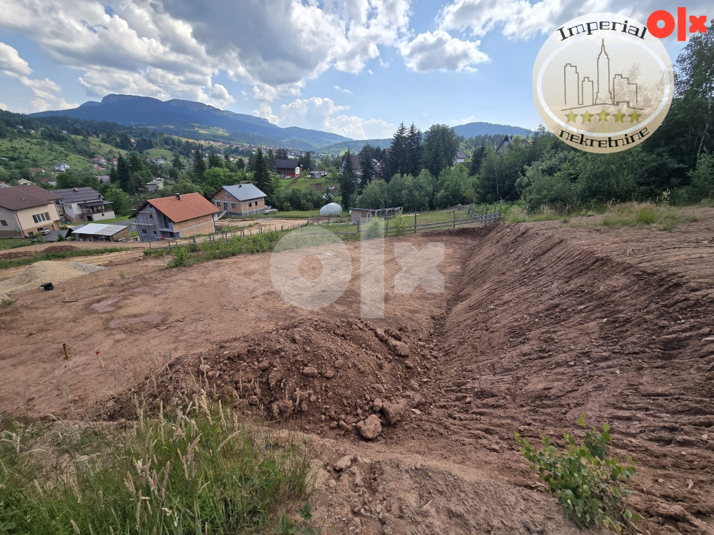 Zemljište Pale, Luke,cca 500m2, tri parcele 5