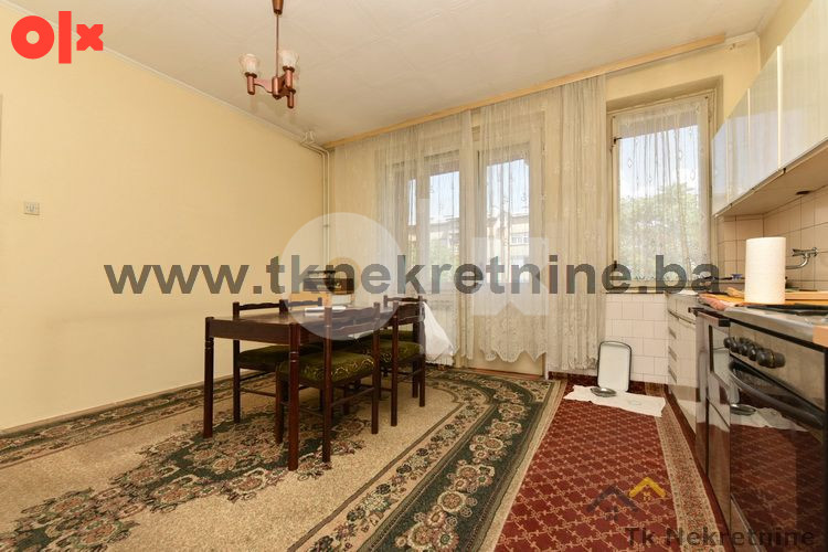 BULEVAR-PRILIKA - Prostran dvosoban 74 m2, sa dva balkona 8