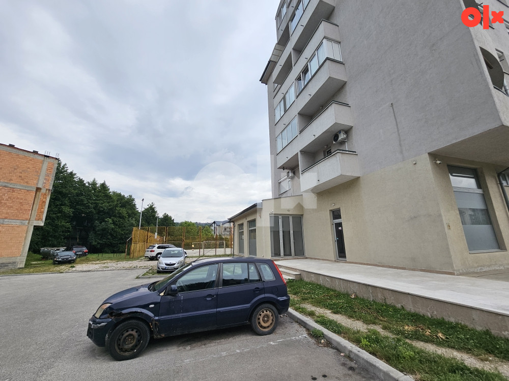Poslovni prostor 128 m2 Istočno Sarajevo Dobrinja IV RENOVIRAN 3